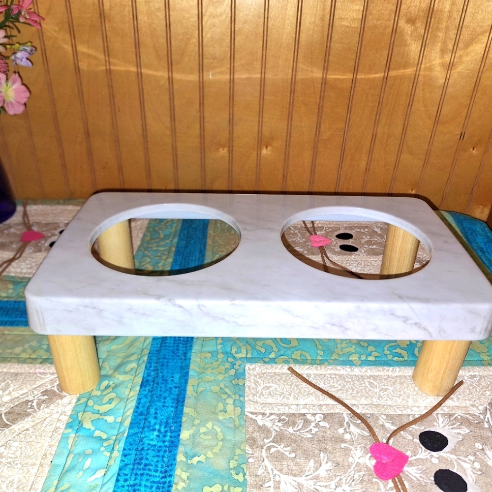 Pet Bowl Stand with Wooden Legs, Plastic, NWOT